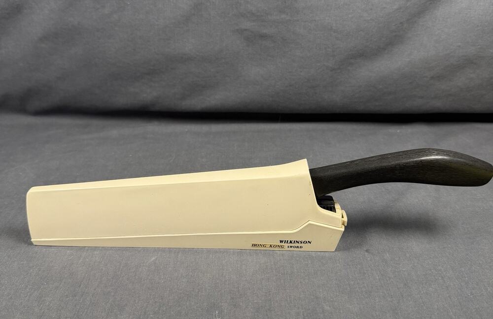 13" self sharpen Wilkinson Sword Kitchen Slicing Knife with 8 1/4”Stainless